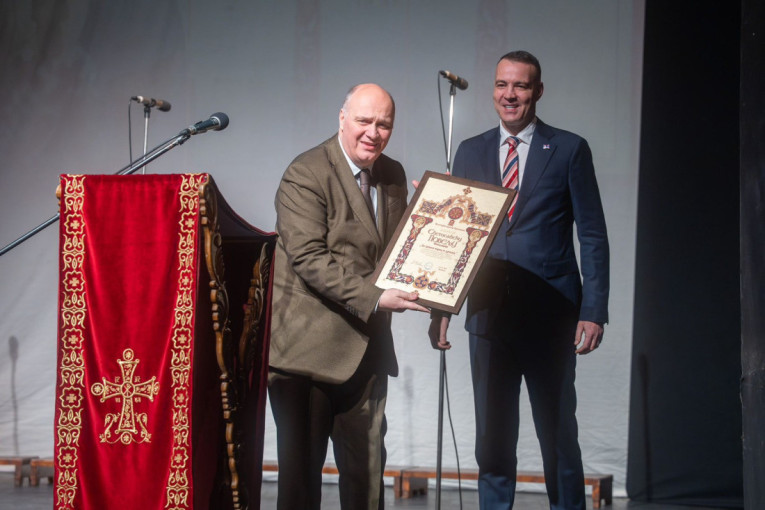 Fondaciji "Za srpski narod i državu" uručena Svetosavska nagrada u Кruševcu (FOTO)