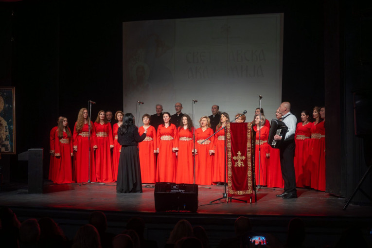 Fondaciji "Za srpski narod i državu" uručena Svetosavska nagrada u Кruševcu (FOTO)