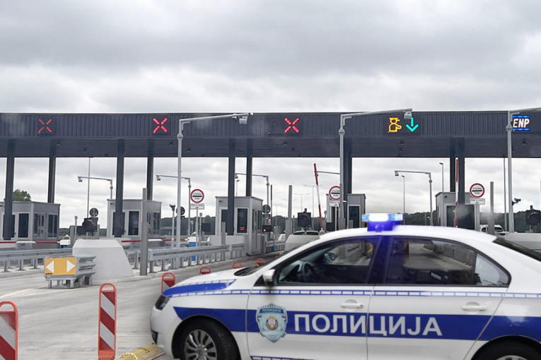 Vatrogasci izvlače vozača: Težak udes kod Inđije, potpuno obustavljen saobraćaj (VIDEO)