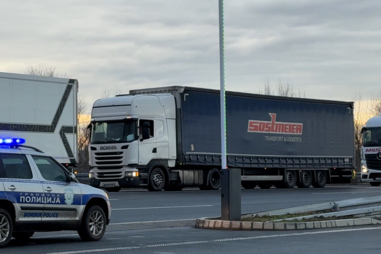Kamiondžije na čekanju: Ovo je ključan datum za blokadu granice