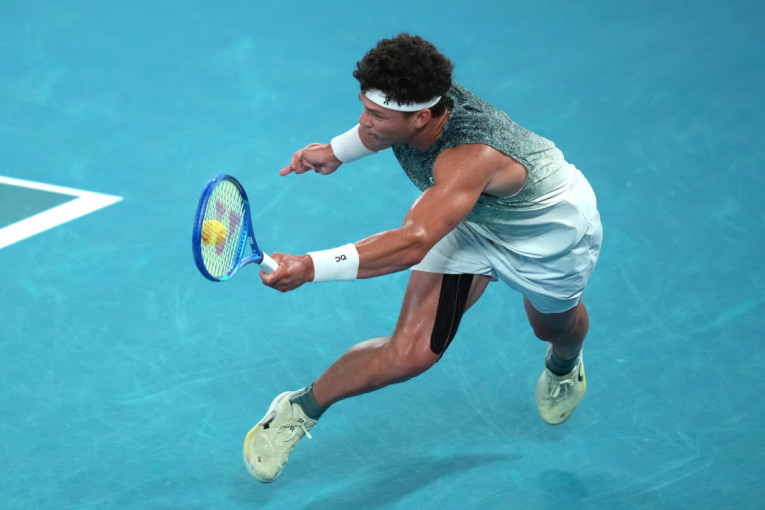 Preokret za prolaz dalje: Amerikanac zakazao duel sa šampionom (FOTO)