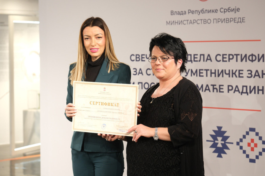 Ministarka Mesarović uručila sertifikate za stare zanate: Oni su čuvari kulturne baštine i tradicije