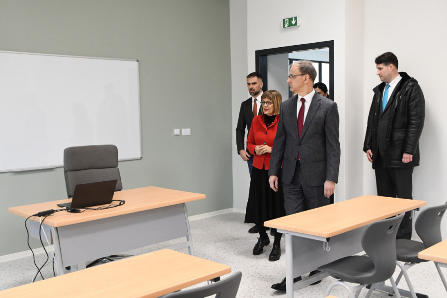 Otvorena novoizgrađena OŠ “Miloš Crnjanski” u Novom Sadu! Broji 12.000 kvadrata (FOTO)