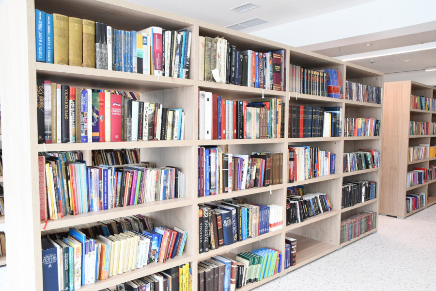 Otvorena novoizgrađena OŠ “Miloš Crnjanski” u Novom Sadu! Broji 12.000 kvadrata (FOTO)