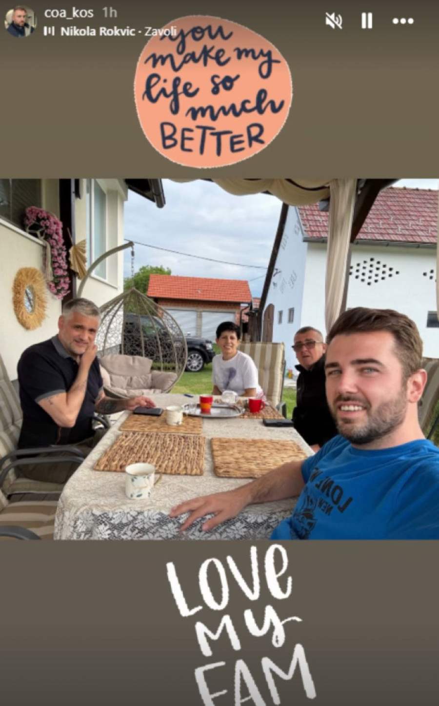 Aca Kos u poseti roditeljima sa Čedom: Ugostili ih domaćinski! (FOTO)