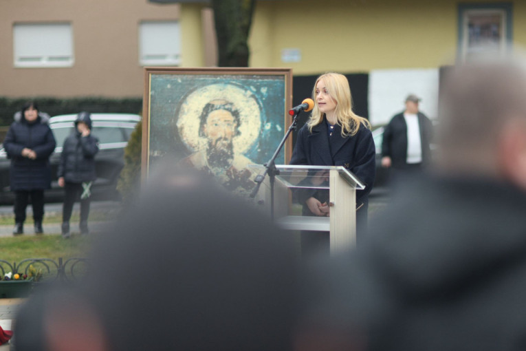 Svečanost u Kruševcu: Otkriven spomenik Svetom Savi na istoimenom gradskom trgu