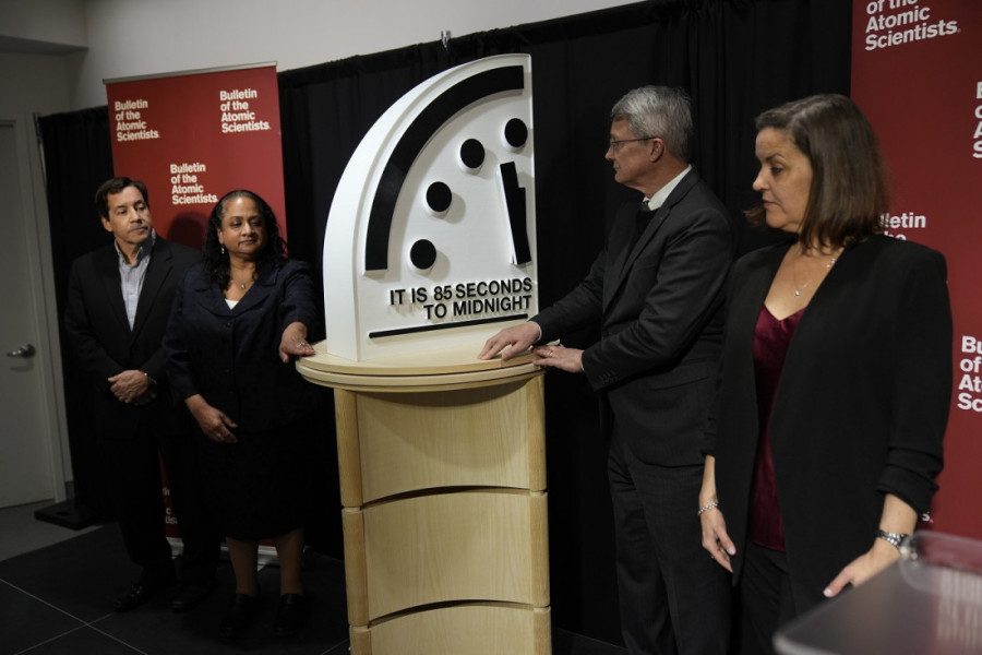 Sat sudnjeg dana se približio ponoći! Uništenje čovečanstva sve evidentnije