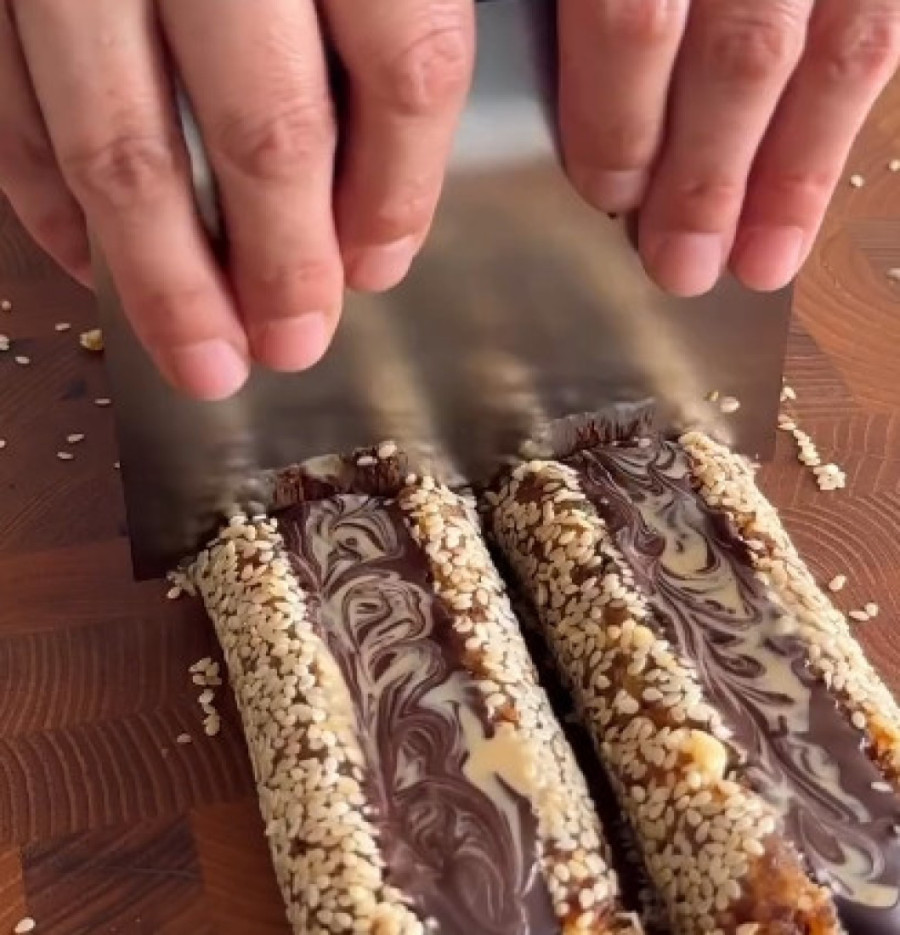 Recept dana: Urma bar je zdrava poslastica koja se pravi bez pečenja i jede bez griže savesti