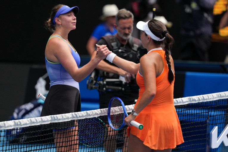 Poznate sve polufinalistkinje! Švjontek nije znala šta je snašlo, američki duel pripao Peguli (FOTO)