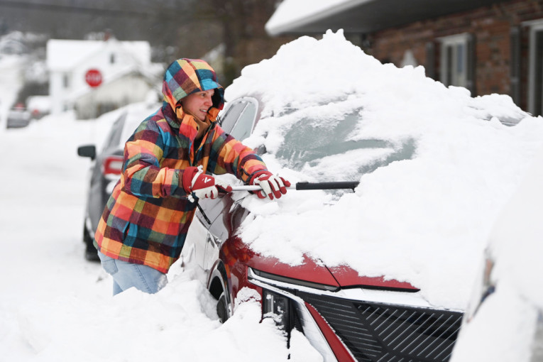 Već je stigao preokret! RHMZ izdao hitno upozorenje - snega će biti do 20 centimetara