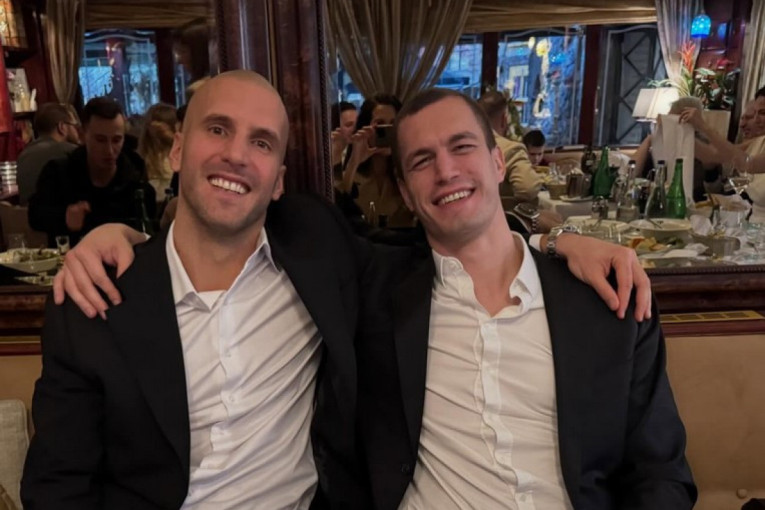 Mina Naumović izašla iz porodilišta sa bebom, od Ognjena Amidžića ni traga ni glasa!