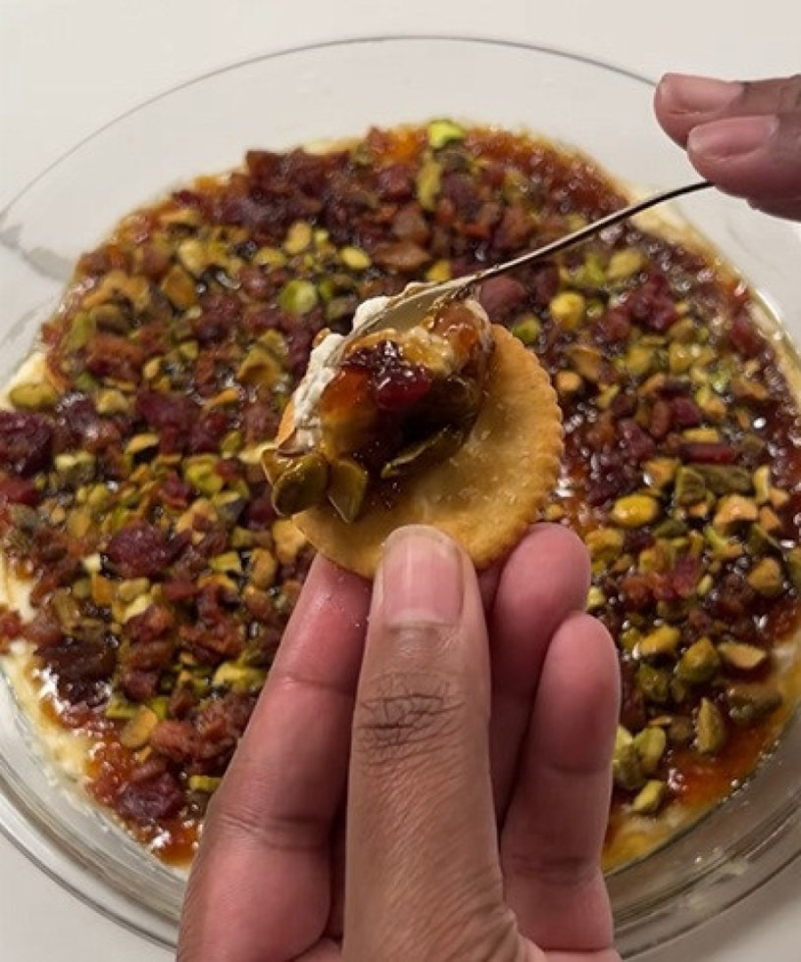 Probali ste viralni „namaz za bogataše“ o kojem svi pričaju? Posle njega humus vam više neće pasti na pamet (RECEPT)