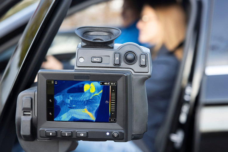 Mercedes uvodi pojaseve koji greju: Evo zašto to samo nije dobra inovacija, već ima i druge prednosti (FOTO)