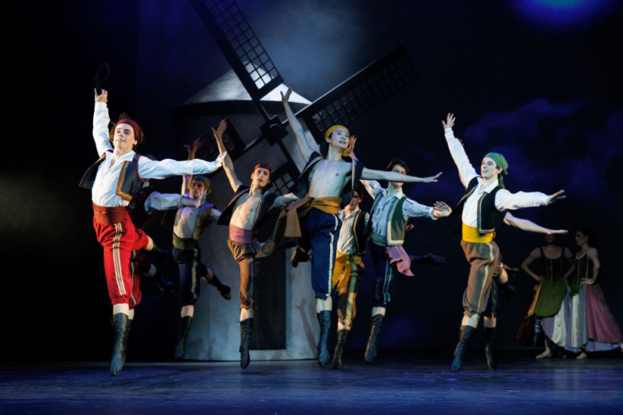 Još jedan spektakl na sceni Narodnog pozorišta: "Don Kihot" kakvog do sada niste videli (FOTO)