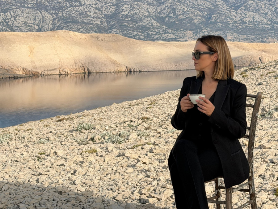 Marija Mirković i Beba Balašević pogađaju u srce: Emotivna priča koja se krije iza pesme "Znam me ja" (VIDEO)