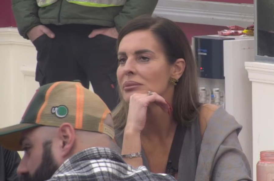 Peja se oglasio o poljupcu svog polubrata i Milene Kačavende: Čim joj je pružio pažnju, ona je "pala"