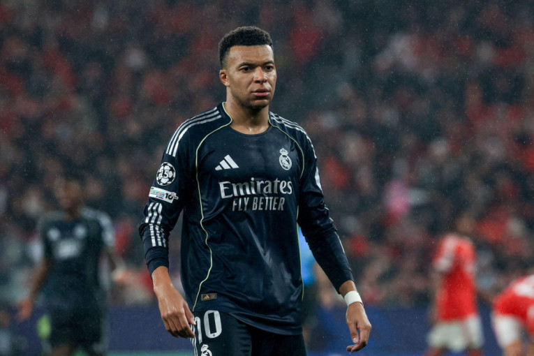 Arsenal se iskalio na Totenhemu! Pevci kompletno očerupani na debiju Tudora! (VIDEO)