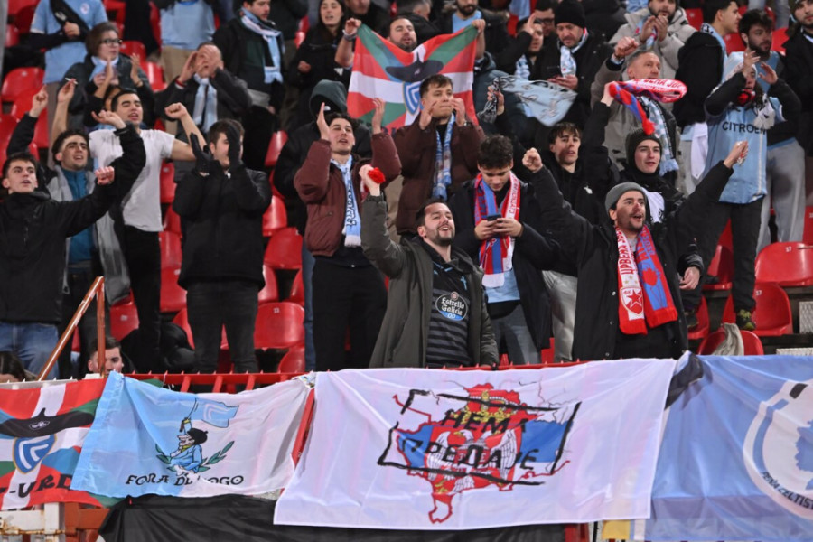 Hvala Španci, hvala Rumuni: Navijači Selte i Kluža kažu "Kosovo je Srbija" (FOTO)