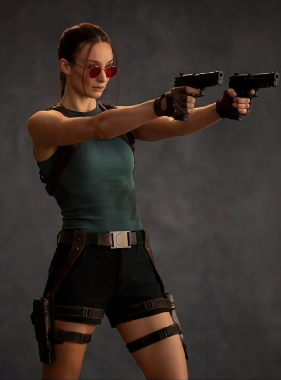 Sofi Tarner otkrila šta je morala da uradi zbog uloge Lare Kroft: Saznala je i da ima jedan problem (FOTO)