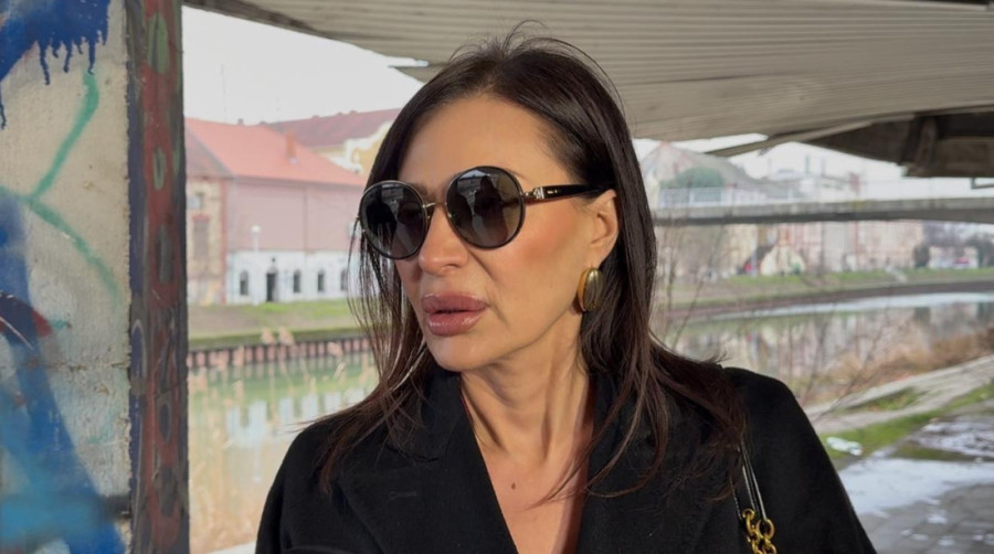 "Mnoge prostitutke se bave našim poslom" Pevačica udarila na estradu: To im je paravan!