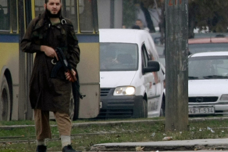 Mudžahedin iz Pazara pravi haos u zatvoru: Pucao na ambasadu Amerike, a sada teroriše čuvare