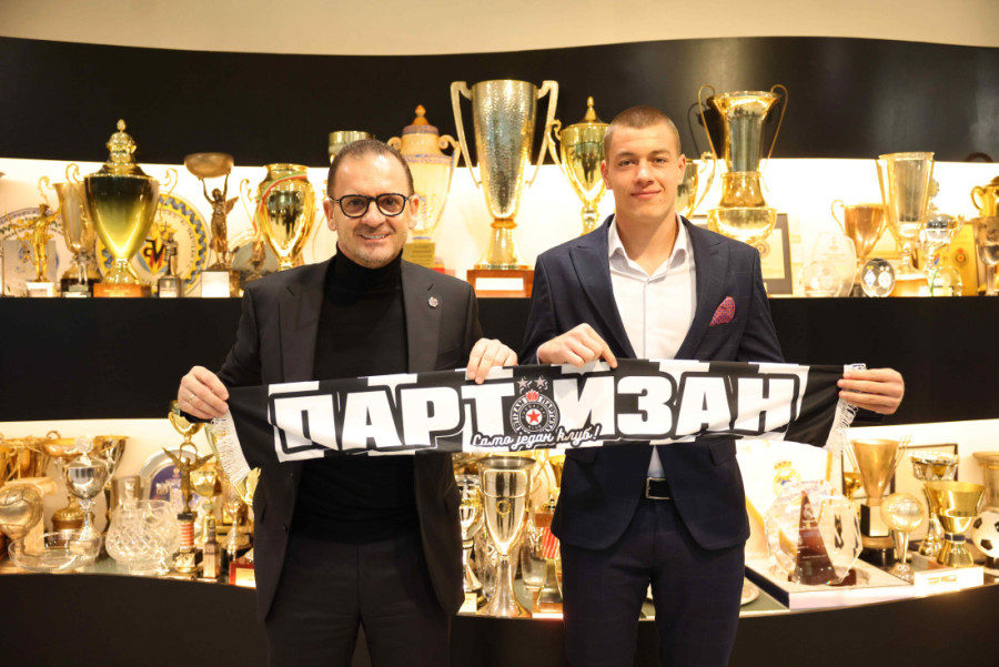 Partizan predstavio trio: Dan uoči nastavka šampionata kao jedan kažu - cilj je titula! (FOTO/VIDEO)