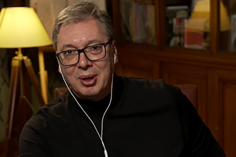 Prvo TikTok obraćanje: Desetine hijada ljudi gledalo predsednika Vučića (VIDEO)