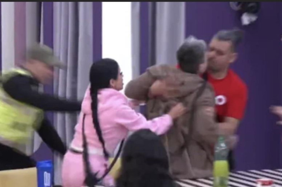 "Baš smo lep par!" Miki Dudić i Kačavenda nakon poljupca ozvaničili vezu!