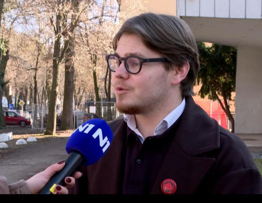 Blokaderi u Kuli brutalno pretukli građane koji se bore protiv nasilja nad ženama!