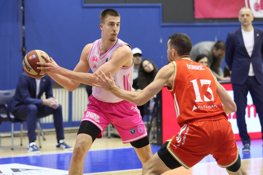 Mega šokirala Zvezdu! Crveno-beli pali u košgeterskom obračunu!