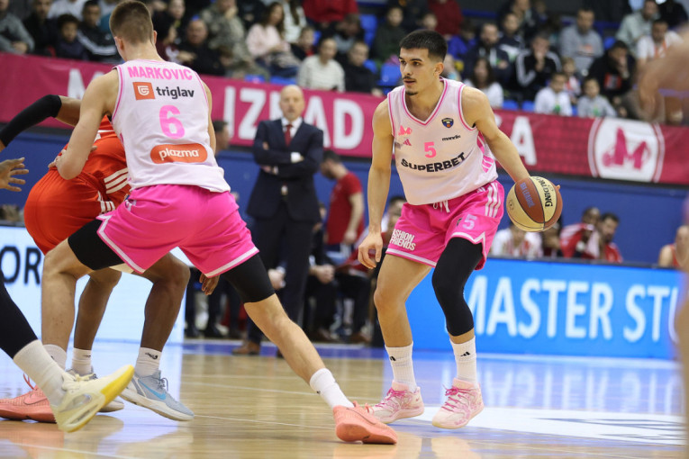 Mega šokirala Zvezdu! Crveno-beli pali u košgeterskom obračunu!