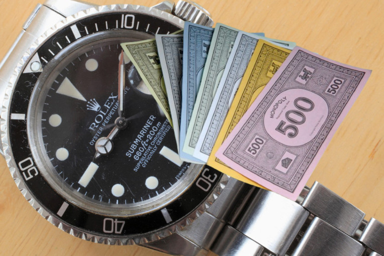 Da li je ovo prevara veka?! Rolex satove vredne 247.000 evra prodao za novac iz Monopola