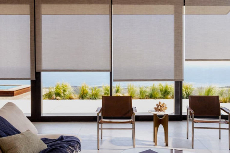 Rolo i zebra zavese u kombinaciji sa klasičnim zavesama za vaš prostor