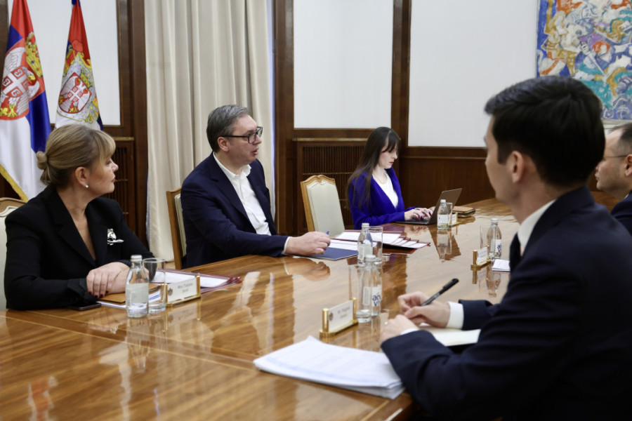 "Srbija pridaje veliki značaj partnerstvu sa Uzbekistanom": Srdačan susret Vučića sa Ojbekom Šahavdinovim