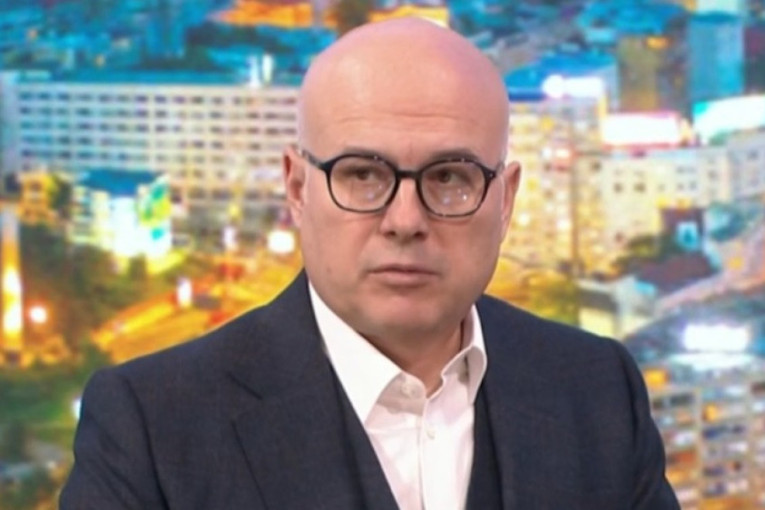 Vučević o pravom licu blokadera: Prorektor Bojović potpisao da tragedija u Novom Sadu nije strašna!