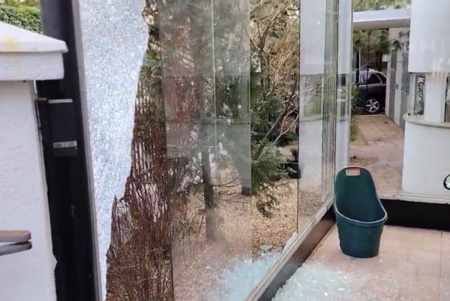 Zdravko Čolić renovira vilu na Senjaku posle bombaškog napada: Obnoviće svaki detalj!