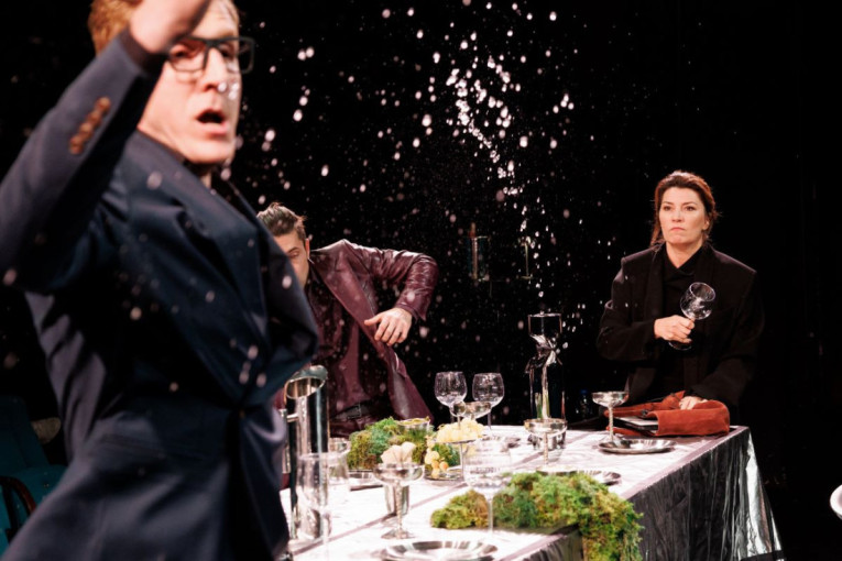 50. izvođenje predstave "Privatna proslava" u Bitef teatru: Uskoro i filmska adaptacija (FOTO)