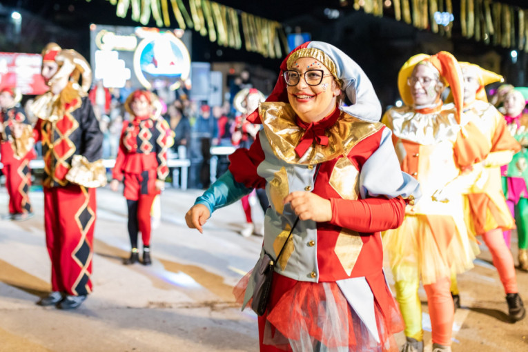 Herceg Novi poziva na 57. Praznik mimoze: Prvog vikenda velika fešta na rivijeri i nastupi regionalnih zvezda