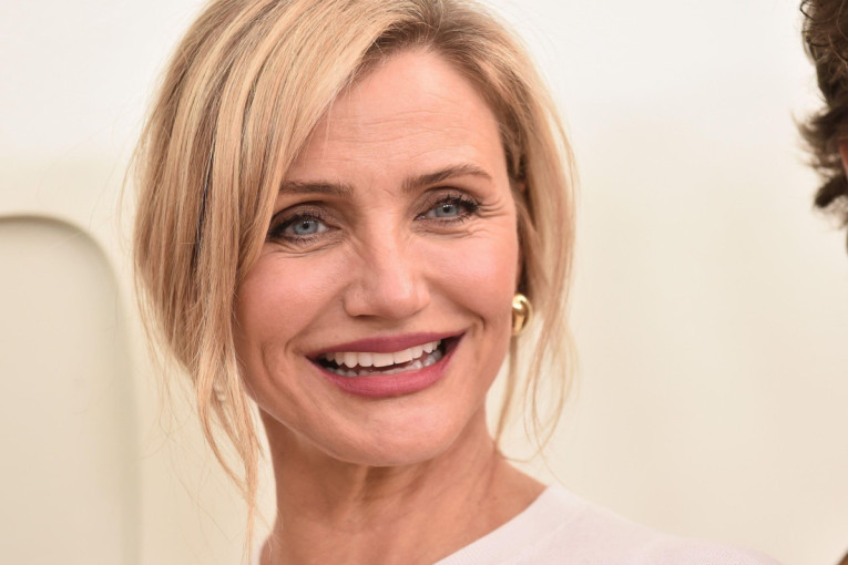 Dugo je nije bilo u javnosti, a sada je Kameron Dijaz pokazala zašto je modna ikona: Kombinacija je šik i trendi (FOTO)