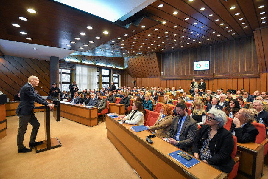 Skupština Novog Sada usvojila plan izgradnje crkve na Limanu