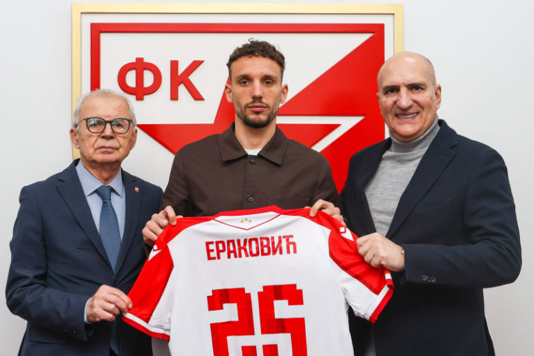 Zvezda vratila svoje dete: Strahinja Eraković ponovo u crveno-belom!