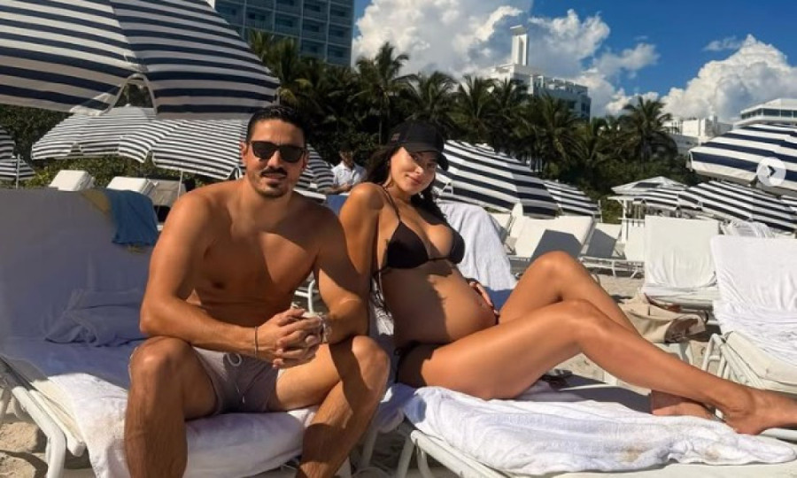 Prva zajednička fotografija Milice Todorović sa partnerom: Naslonio joj se na grudi i čvrsto je grli (FOTO/VIDEO)