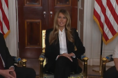 Prva dama iznenadila reakcijom: Melanija odbila da odgovori na nezgodno pitanje, konferencija odmah prekinuta (VIDEO)