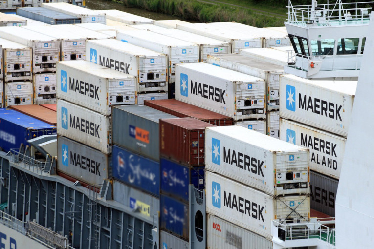Logistički gigant na kolenima: Danski "Maersk" eliminiše 1.000 radnih mesta