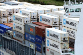 Logistički gigant na kolenima: Danski "Maersk" eliminiše 1.000 radnih mesta