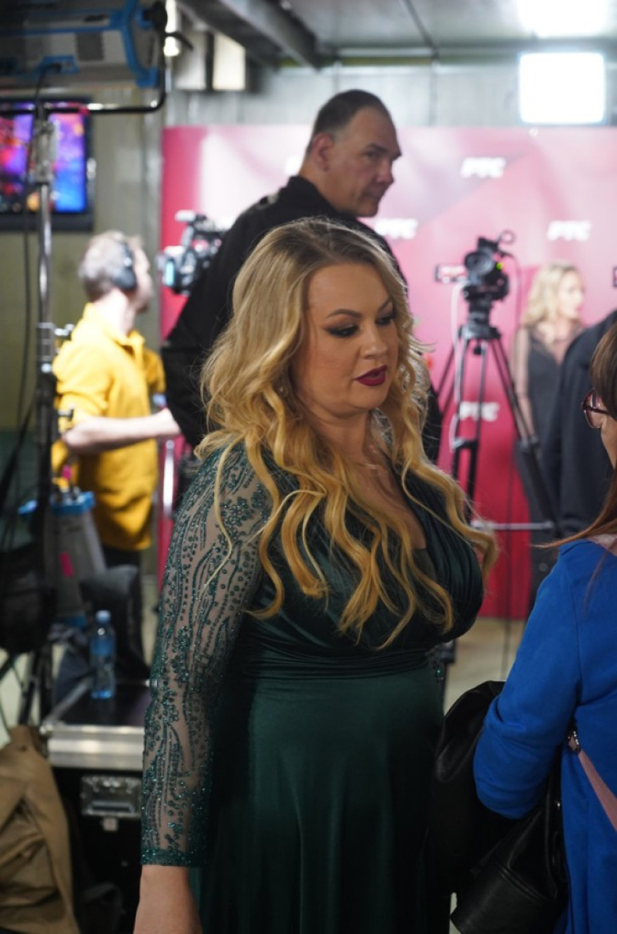 Zvali su je "tezgaroška princeza", a onda je nestala! Ćana joj je kao sestra, Lepa sad poručuje: Gledali su me s visine!