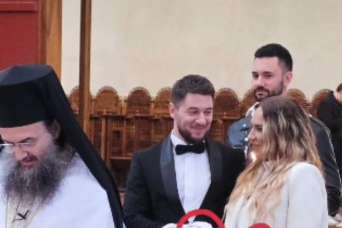 Prve fotke s tajnog venčanja Joce i Ive! Trudna mlada zablistala u belom kaputu (GALERIJA)