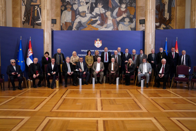 Veliki gubitak za srpsku književnost: Preminuo Miro Vuksanović