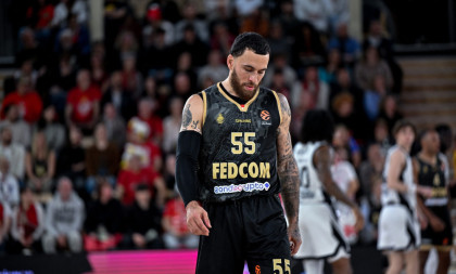 Monakova noćna mora se nastavlja: Povredio se Džejms, Kneževi ostali sa osmoricom!