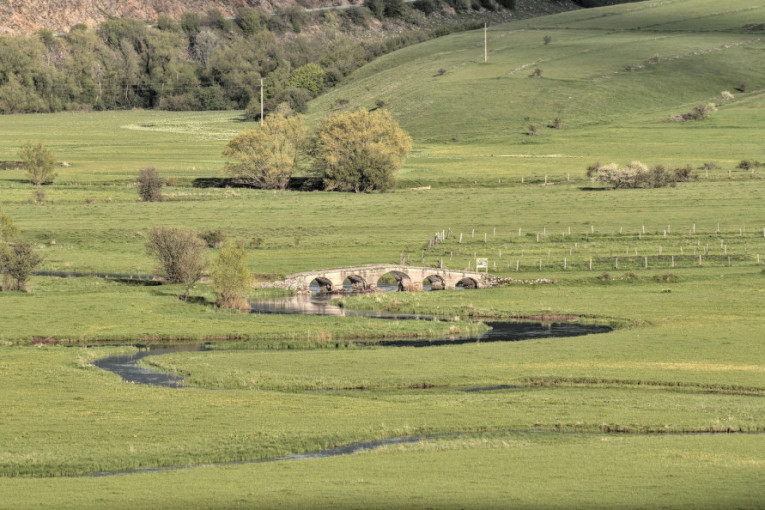 Pravo čudo prirode: Najkrivudavija reka na svetu se krije u komšiluku (VIDEO)